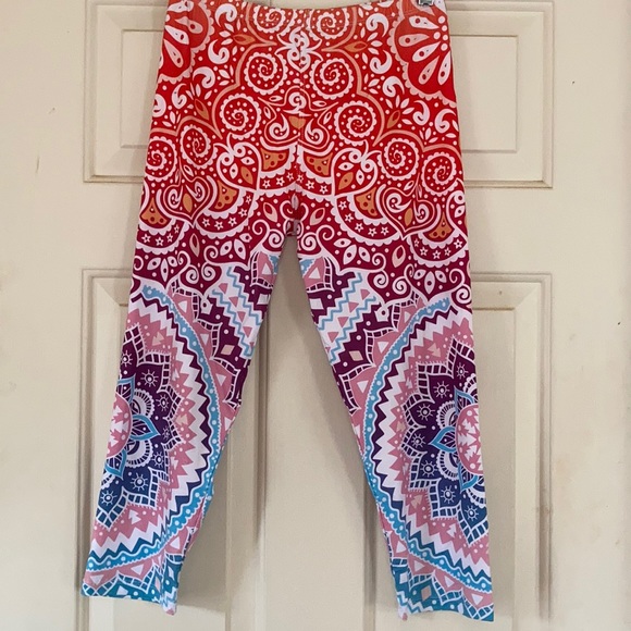 Ndoobiy Pants - Capri Yoga Pants